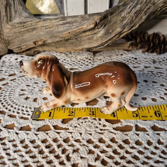 Vintage Basset Hound Porcelain Dog Figurine - Picture 11 of 13